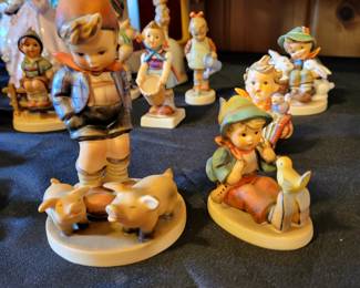 Hummel Goebel figurine