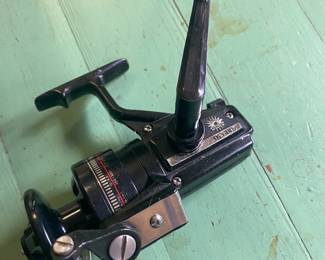 Daiwa D2600 Spinning Fishing Reel