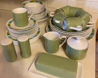 Mikasa "Focus Tartan" Dishes