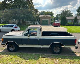 We will be taking bins for this 1987 Ford Truck as is. 73752 miles. We will award the highest bin at Noon Friday July 18.