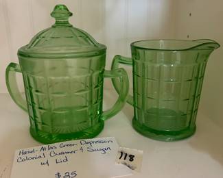 #118 Hazel Atlas Green Depression Colonial Creamer & Sugar w/lid $25.00