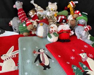 SH476Crate And Barrel Mystery Christmas Lot