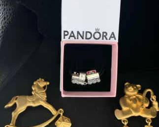 SH582Pandora Train Charm