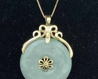SH633VGold And Jade Necklace