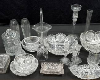 SH593Crystal Bowls, Vases, Jars, Etc.