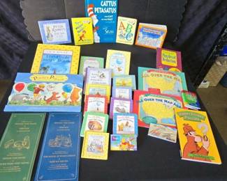 SH493Poohs Corner And Dr Seuss
