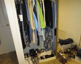Tons of 1980-1990 men's and ladies clothing