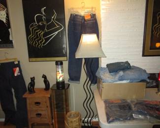 More 1980's decor and clothing