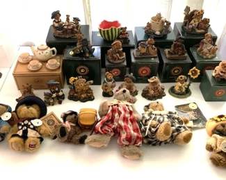 Boyd's bears collection