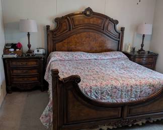 King size bed