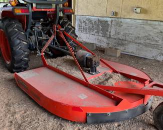 Kubota LA525 Tractor with bucket and shredder. *NOT available for presale - see details section*