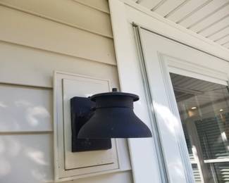 Exterior light fixture