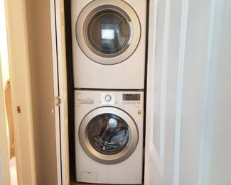 Stacked LG washing machine & GAS dryer