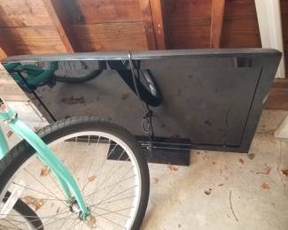 Flat screen TV