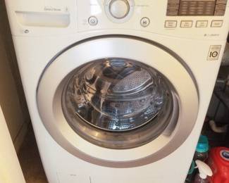 Stacked LG washing machine & GAS dryer