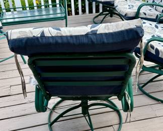 Vintage Patio set in Kelly Green Metal and Cushions with Matching Bar Cart