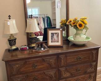 mirrored six-drawer dresser
