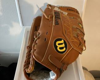 Wilson baseball glove