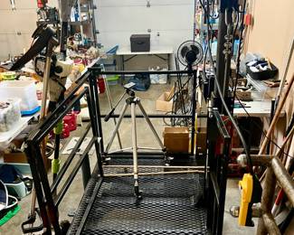 WHEELCHAIR ELECTRONIC LIFT.