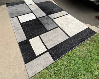 9’ x 6’6” Rug