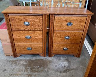 woodley's furniture end tables