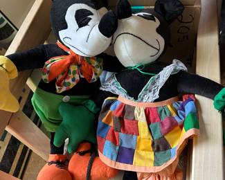 1930s Mickey and Minnie Mouse