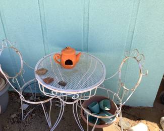 Vintage stool with chairs