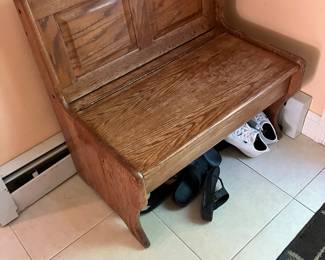 Small bench can be used alone or with matching bench for kitchen set
