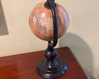 Globe