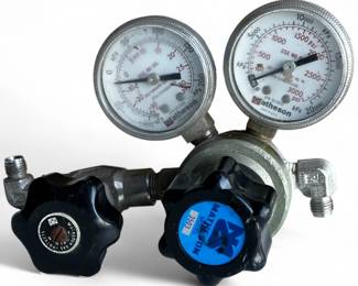 Matheson 3503 Dual Gauge Pressure Regulator 316 Stainless Steel