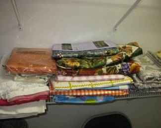 Tablecloths Cloth and Plastic