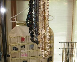 Vintage Jewelry