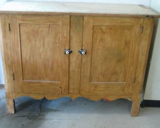 Vintage cabinet