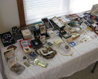 Vintage Jewelry