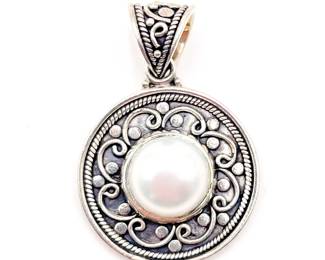 925 Sterling Silver and Pearl Pendant