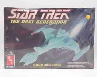 Star Trek: The Next Generation Klingon Battle Cruiser Model Kit