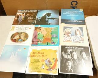 Lot Of 9 Assorted vinyl Records ft. Bread, Johnny Cash, Frank Sinatra + More