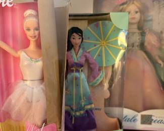 Dolls in Packaging 