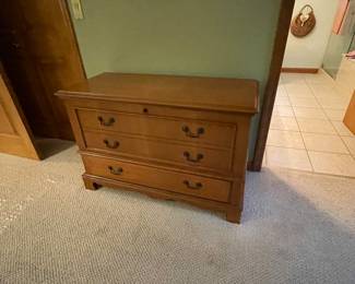 maple cedar chest