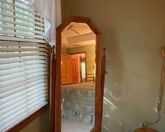 cheval mirror
