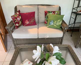 wicker loveseat