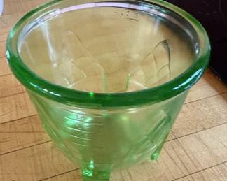 Uranium glass measuring cup