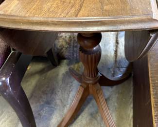 Duncan Phyfe Reproduction Table