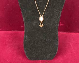 Gorgeous Tennis Bracelet And Necklace Set