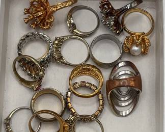 Huge Lot Of Rings