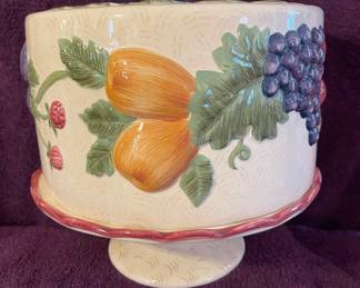 Napa Valley By Noble Excellence Embossed Cake Plate
