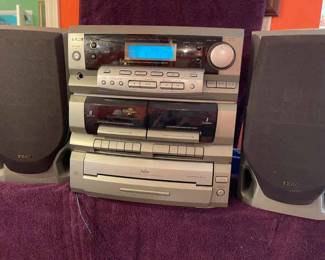 TEAC Stereo System with Speakers