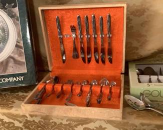 Relish Dish And Flatware