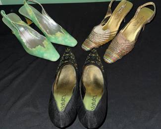 3 Pairs of Statutes Heels Size 8W