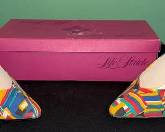 Cathy 3 Red Multi Life Stride Heels Size 8B